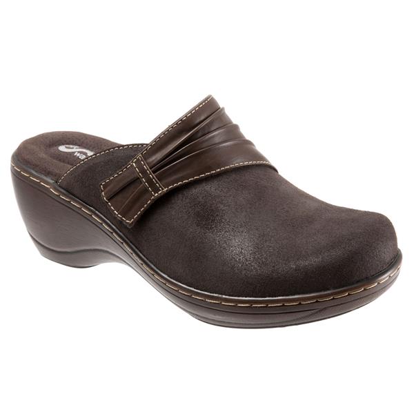 softwalk mason clogs