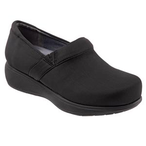 Meredith Lyte Black
