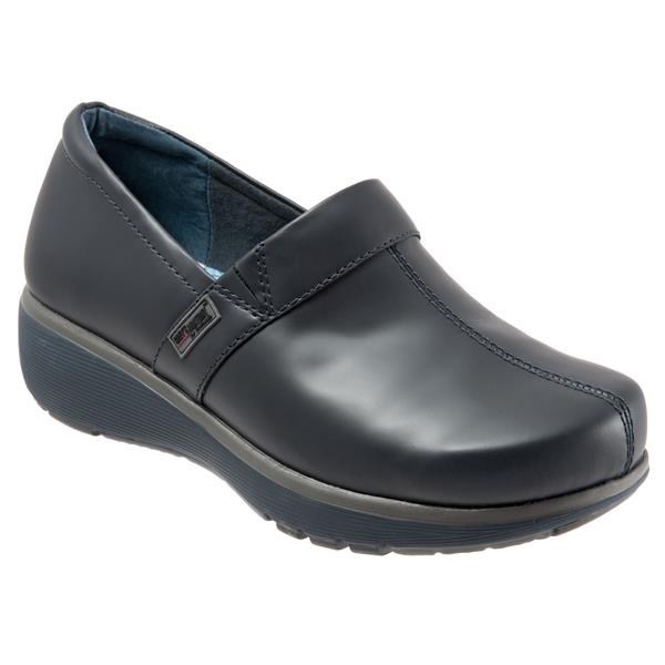 softwalk meredith nurse shoe for standing all day
